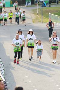 BIB: 487
                            <button type="button" onclick="openModal(3555866)" class="btn btn-primary btn-sm float-right btn-popup" data-toggle="modal" data-target=".modal-high-quality">
                        <i class="fas fa-shopping-cart"></i> Add to Cart
                    </button>
                                            <button type="button" onclick="isThisMe(3555866, true)" class="btn btn-success btn-sm float-right btn-popup btn-isme hidden" data-toggle="tooltip" data-placement="bottom" title="นี่คือรูปของคุณใช่ไหม คลิกที่นี่เพื่อเอาเข้าอัลบั้ม">
                        <i class="fas fa-plus"></i> Add to album
                    </button>
                    <button type="button" onclick="isThisMe(3555866, false)" class="btn btn-warning btn-sm float-right btn-popup btn-isnotme hidden">
                        <i class="fas fa-ban"></i> Remove from album
                    </button>